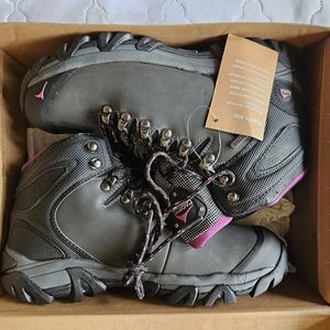 Womens hiking boots